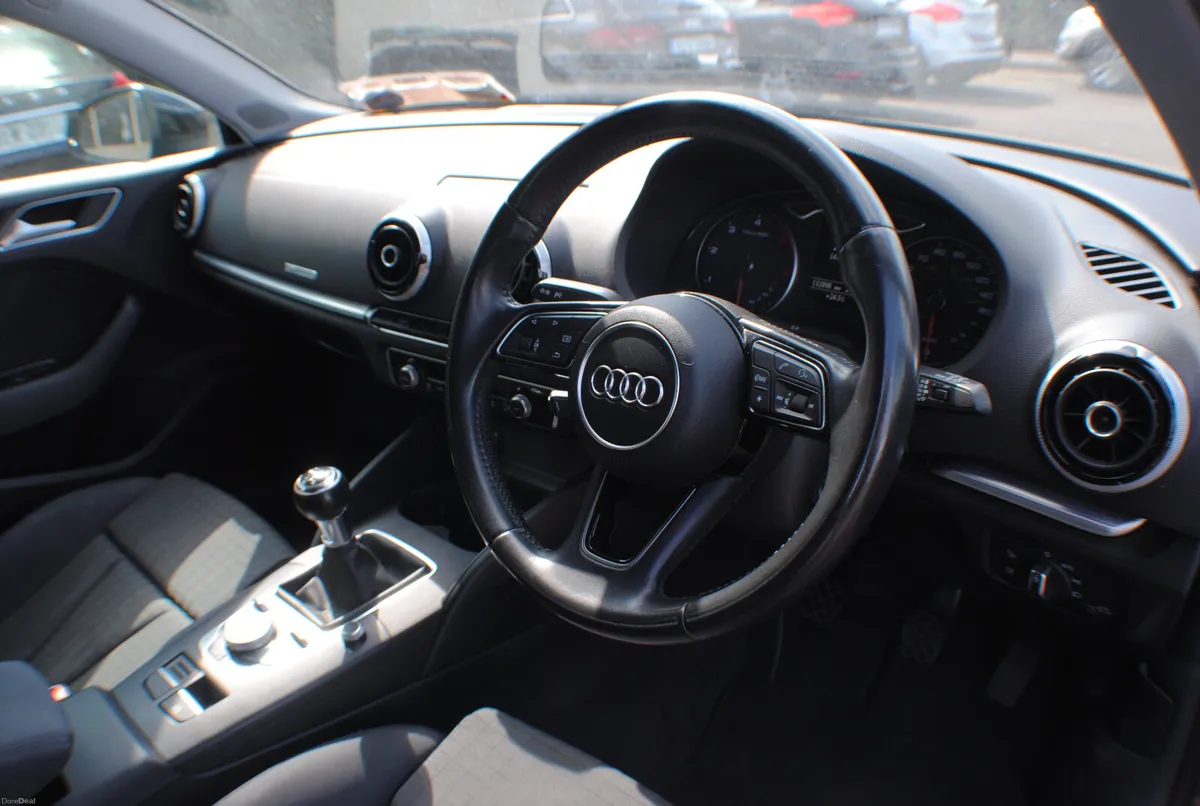 Audi A3 1.6TDI 5DR  2017 - Image 3