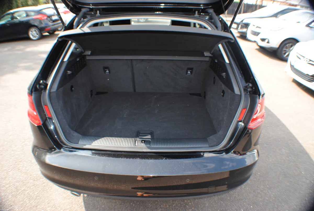 Audi A31.6 TDI 5DR  2015 - Image 4