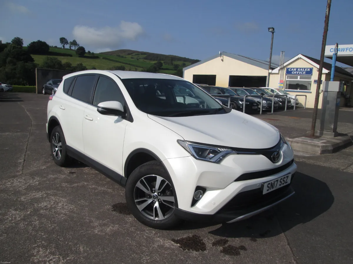 2017  TOYOTA  RAV-4  2.0  D-4D  BUSINESS  EDITION - Image 1