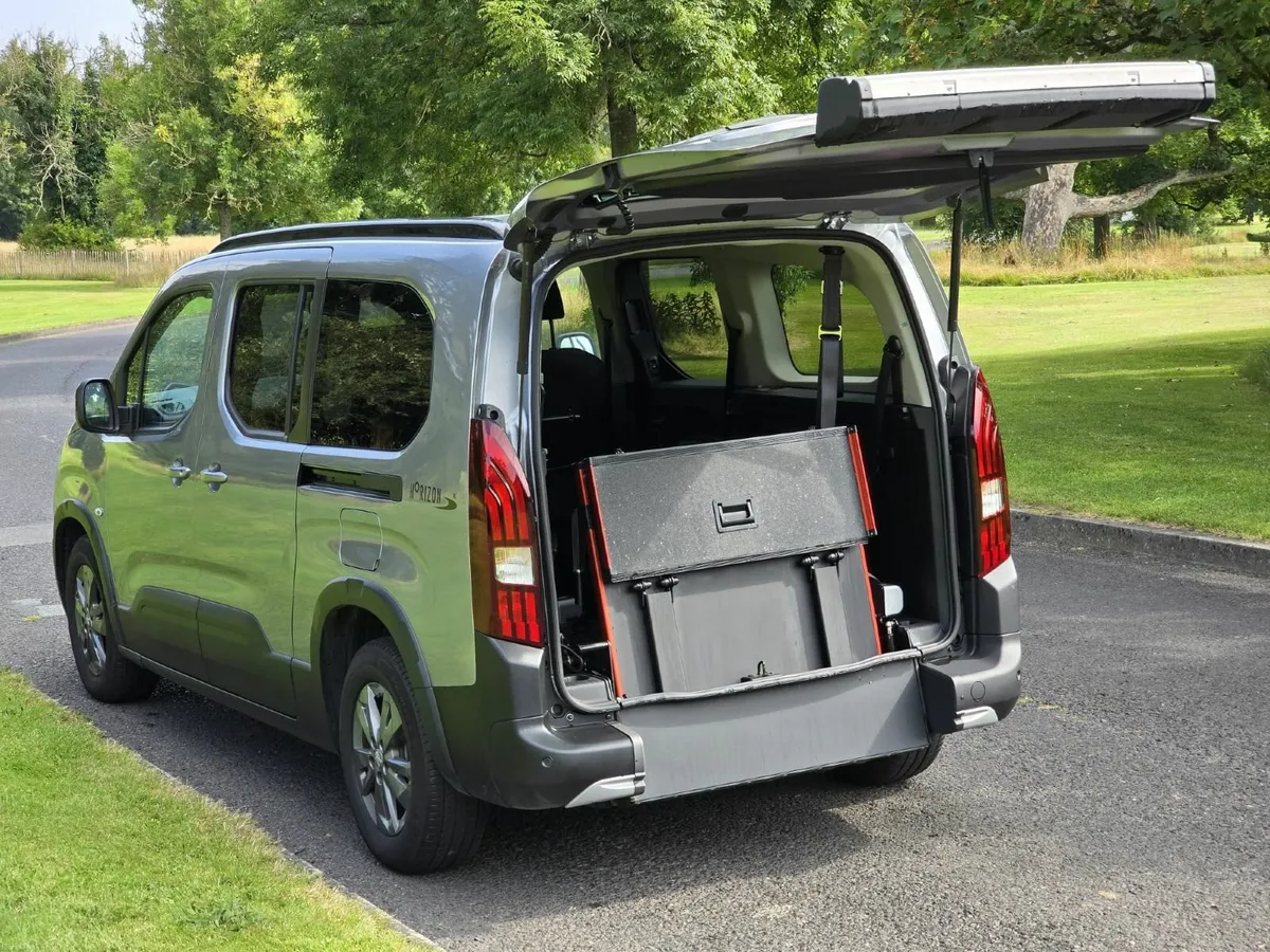 Peugeot Rifter 2024 WAV - Image 4