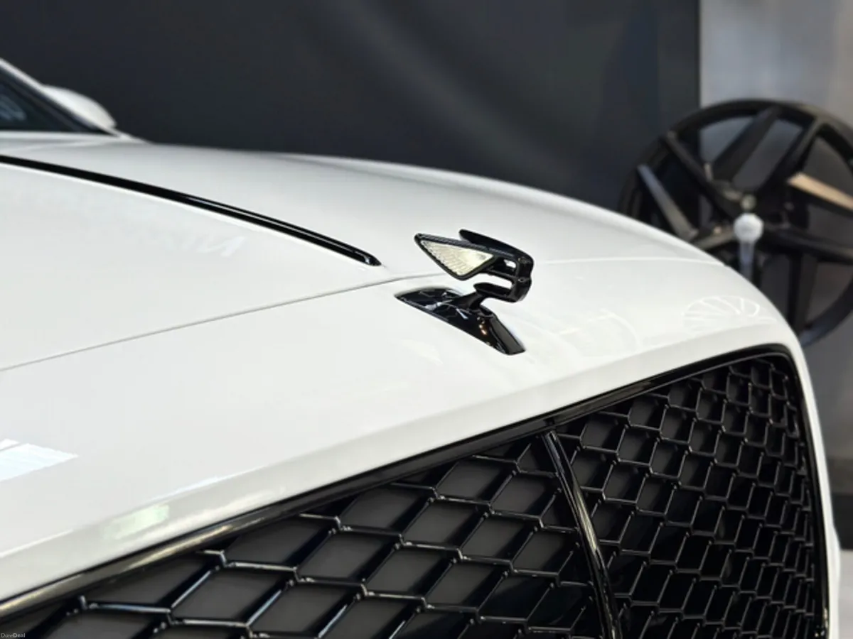 4.0 V8 SPEED FIRST EDITION - Image 3