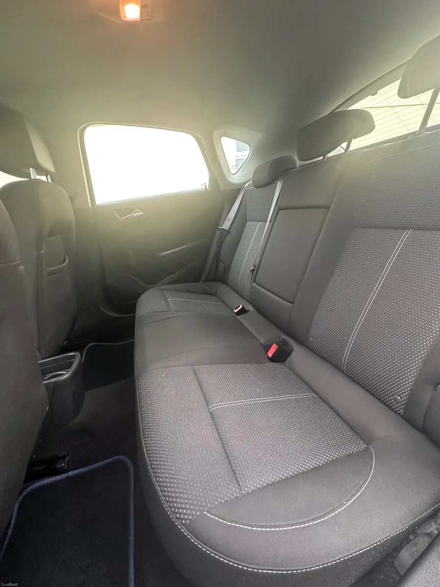Vauxhall Astra 2015 – Low Mileage - Image 4