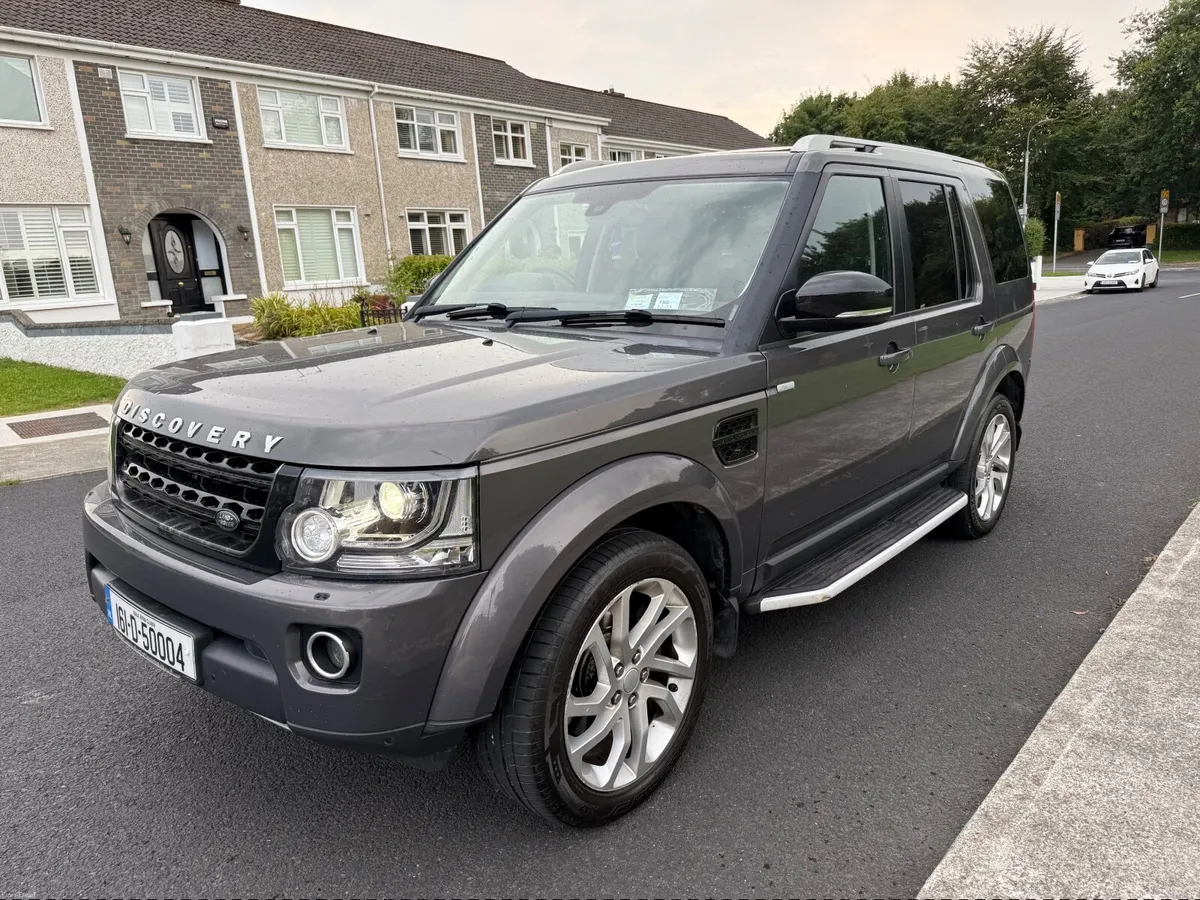 Land Rover Discovery 2016 7 Seats Landmark - Image 3
