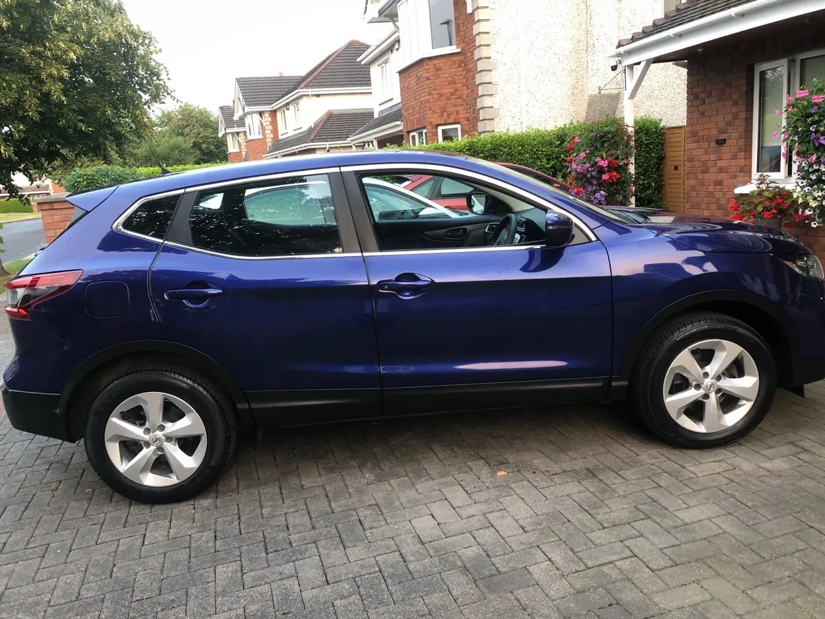 Qashqai diesel only 55 miles / excellent condition - Image 1