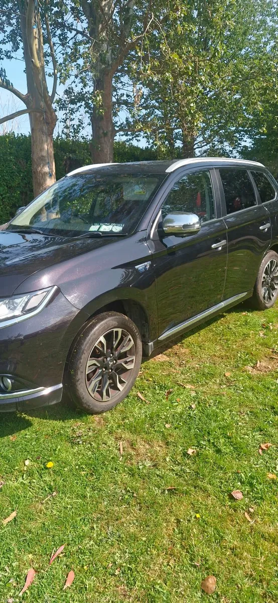 Mitsubishi Outlander 2016 - Image 2
