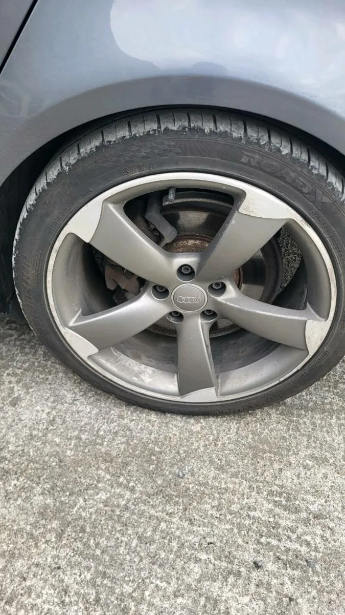 Audi A4 sline quattro - Image 4