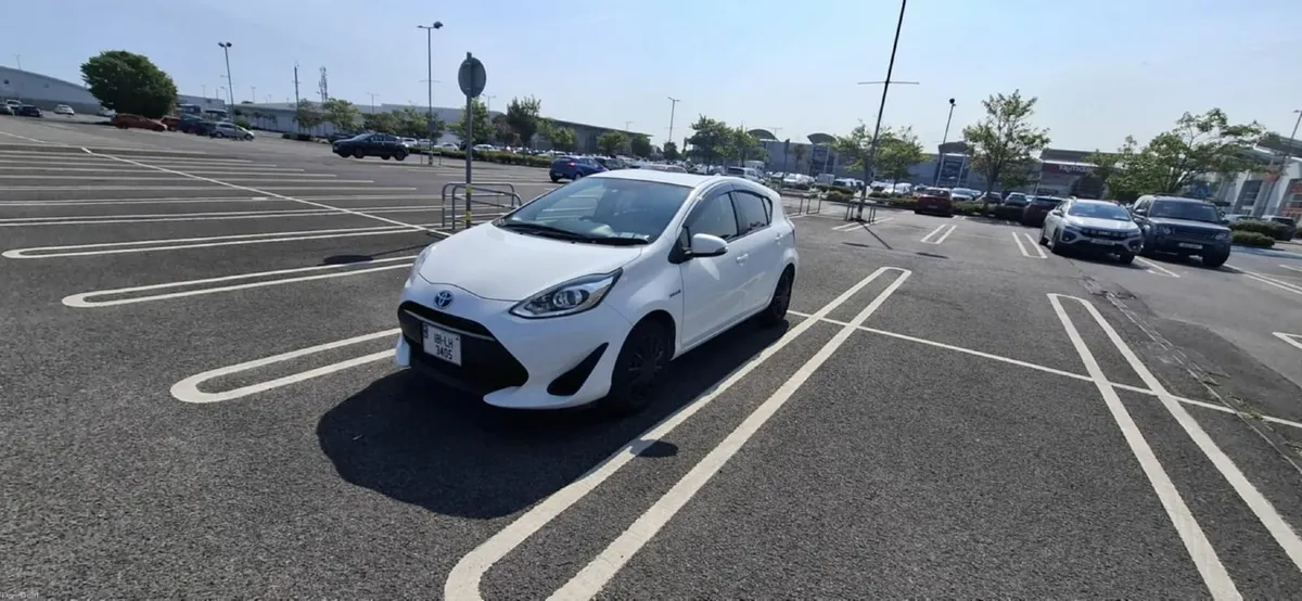 Toyota Aqua 2018 - Image 4