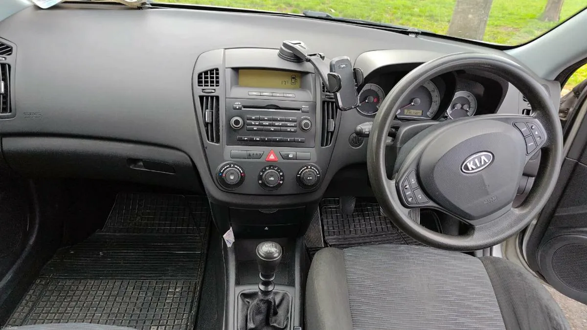 Kia Ceed 2007 - Image 4