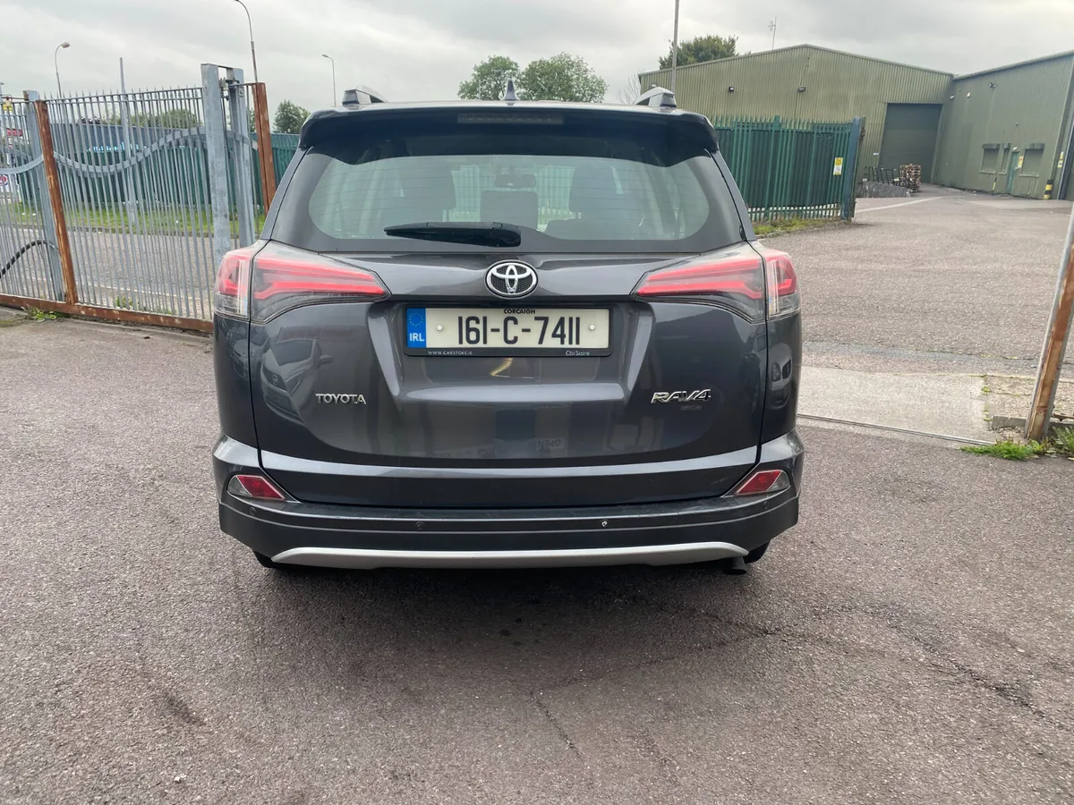 Toyota RAV4 2016 - Image 6