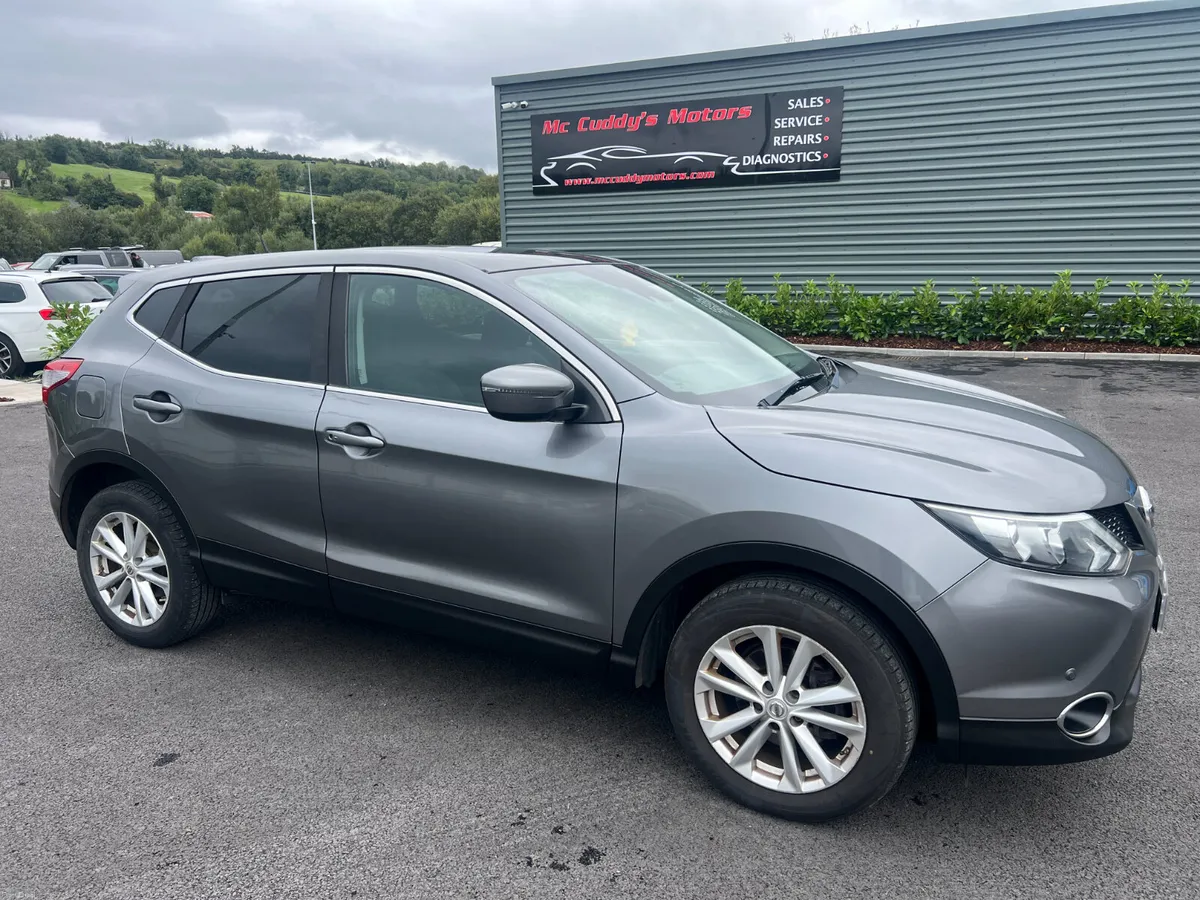 2015 (152) Nissan Qashqai Acenta Premium 1.5 DCI - Image 1