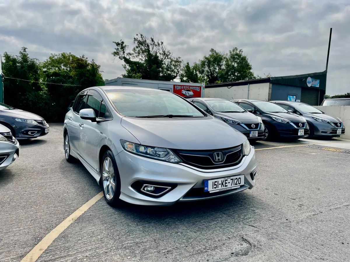 HONDA JADE 2015 /1.5 HYBRID/ - Image 1