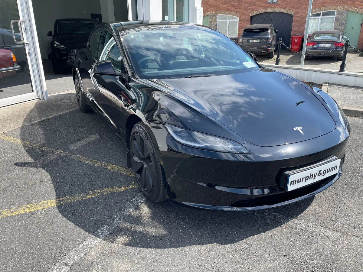 Tesla Model 3 2024 - Image 1
