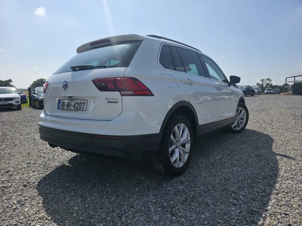 Volkswagen Tiguan 2019 - Image 5