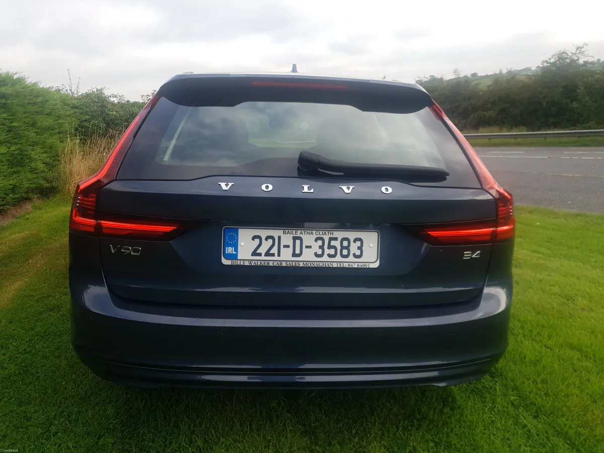 Volvo V90 2022 Diesel - Image 5