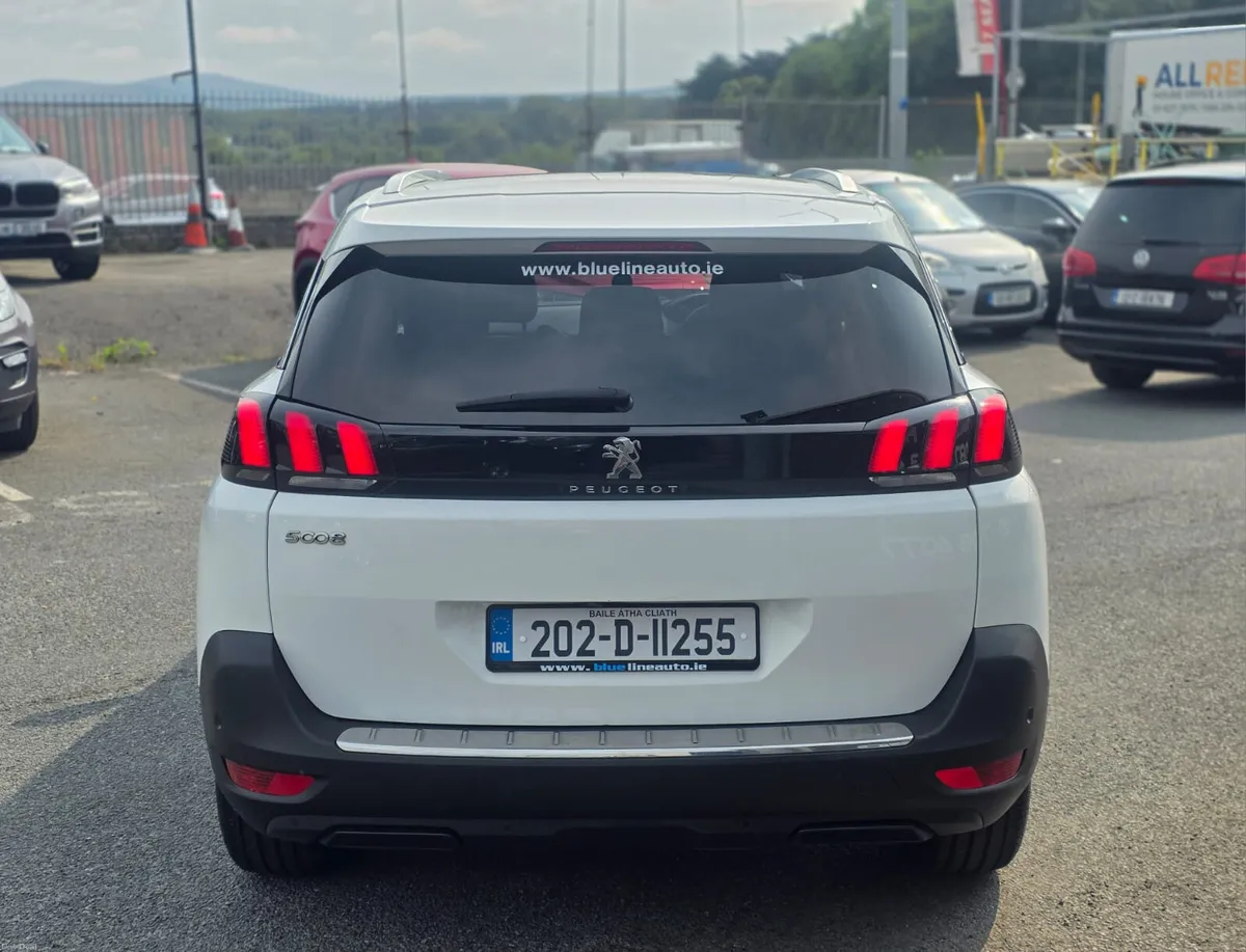 Peugeot 5008 Allure Manual 1.5 Diesel 7 Seater - Image 4