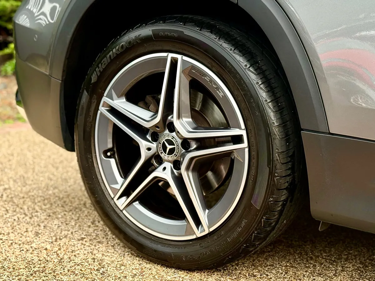 Mercedes-Benz 220D GLB 2020 AMG AUTO - Image 4