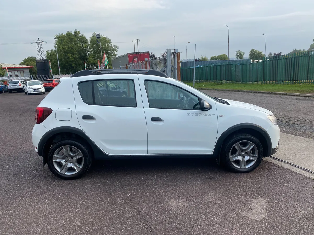 Dacia Sandero Stepway 2020 - Image 3