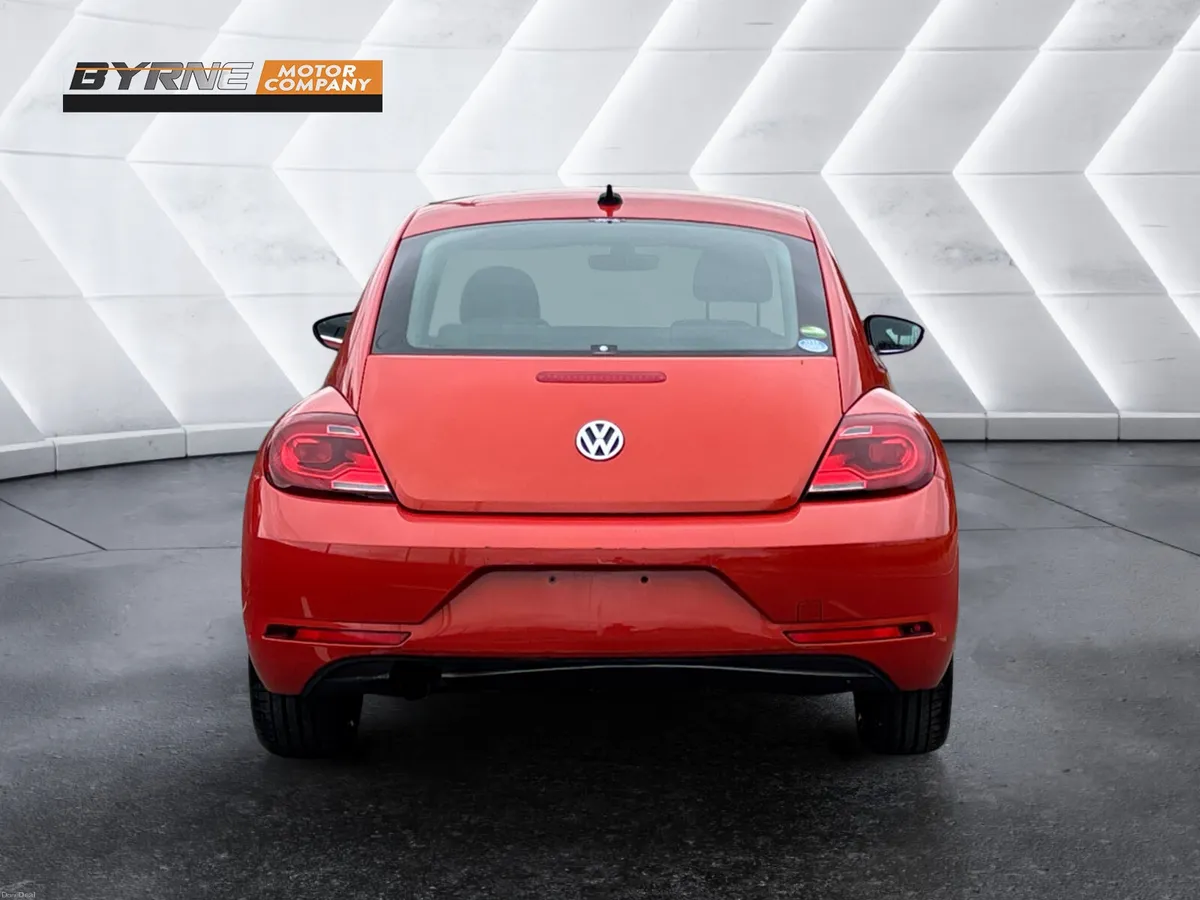 VOLKSWAGEN BEETLE 1.2 TSI AUTO, 2018 - Image 3
