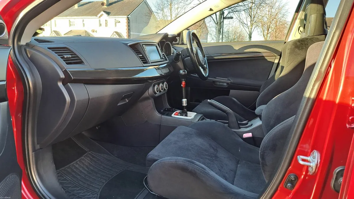 Mitsubishi Lancer EVO X FQ300 MANUAL - Image 3