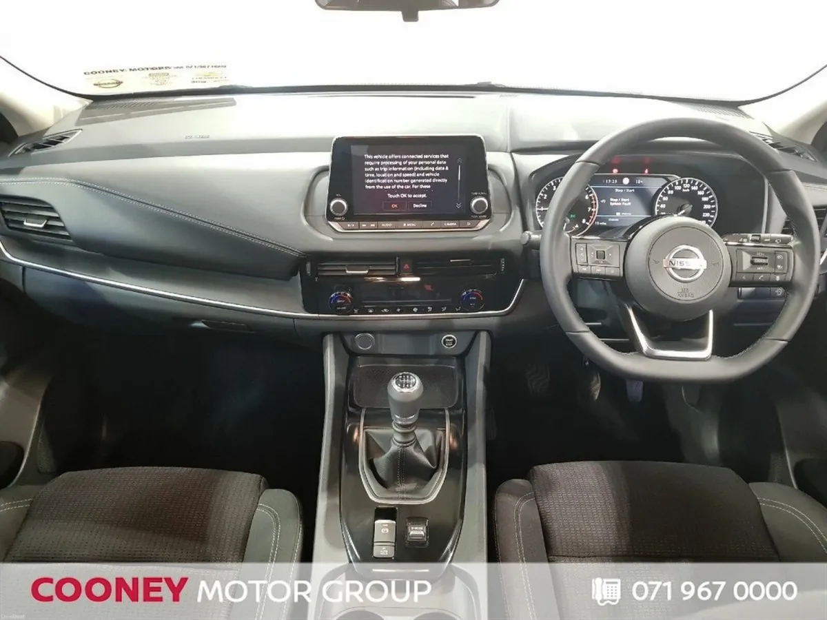 Nissan Qashqai 1.3 PET MILD HYBRID SV - Image 2