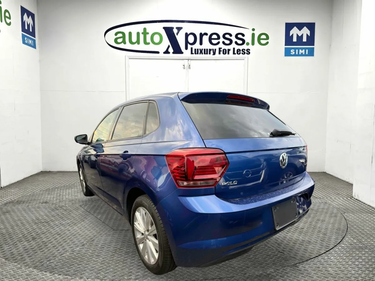 Volkswagen Polo 1.0 TSI HIGH LINE Automatic, Rever - Image 3