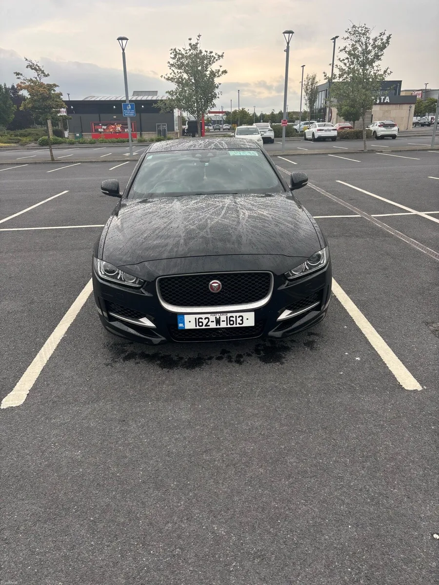 Jaguar XE - Image 2
