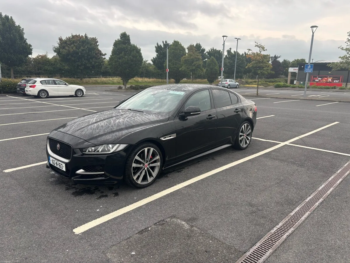 Jaguar XE - Image 3