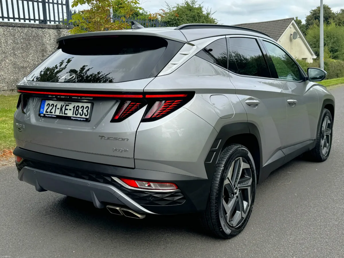 Tucson 4WD Executive Plus PHEV- 2022 - Image 4