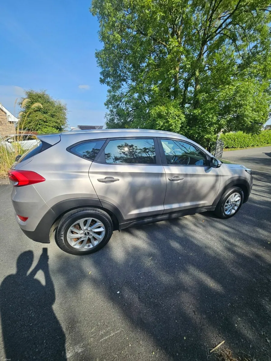 Hyundai Tucson 2018 Executive SE - Image 4