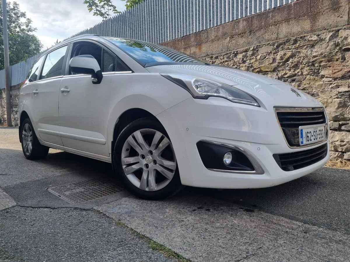 Peugeot 5008 2016 - Image 2