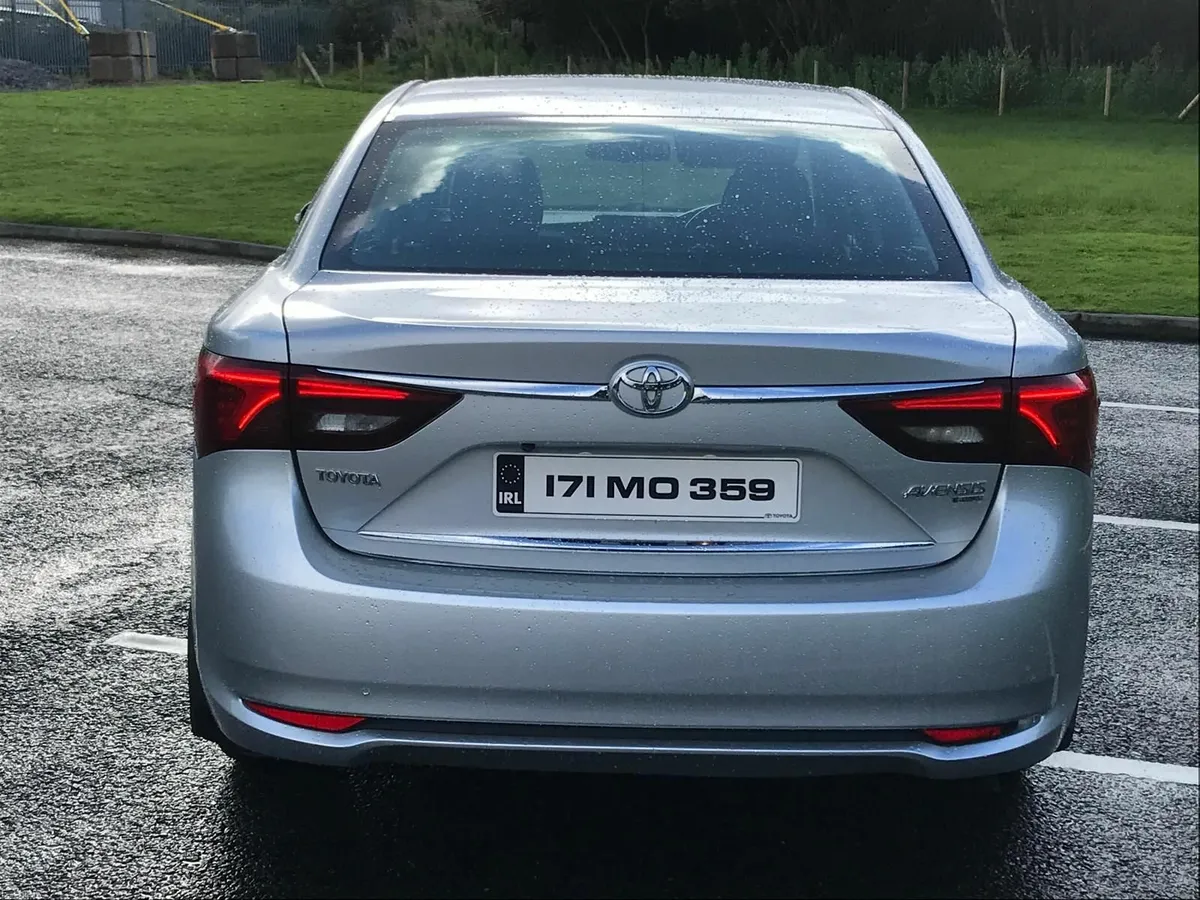Toyota Avensis 2017 - Image 4
