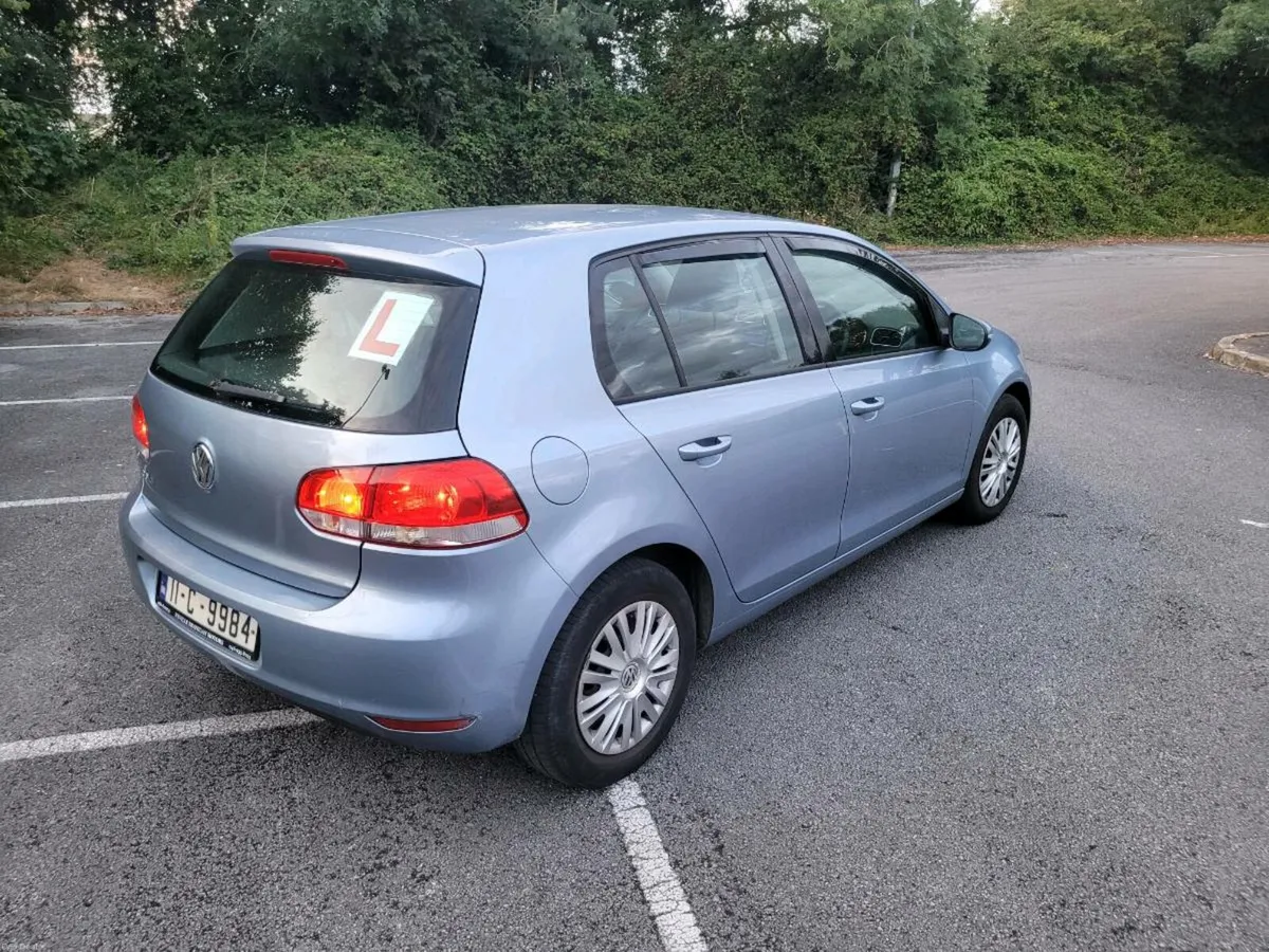 VW GOLF - Image 4