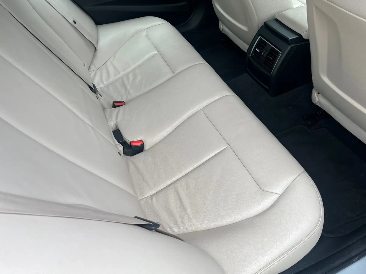 BMW 318D SE ZLBG 4DR AUTO - Image 5