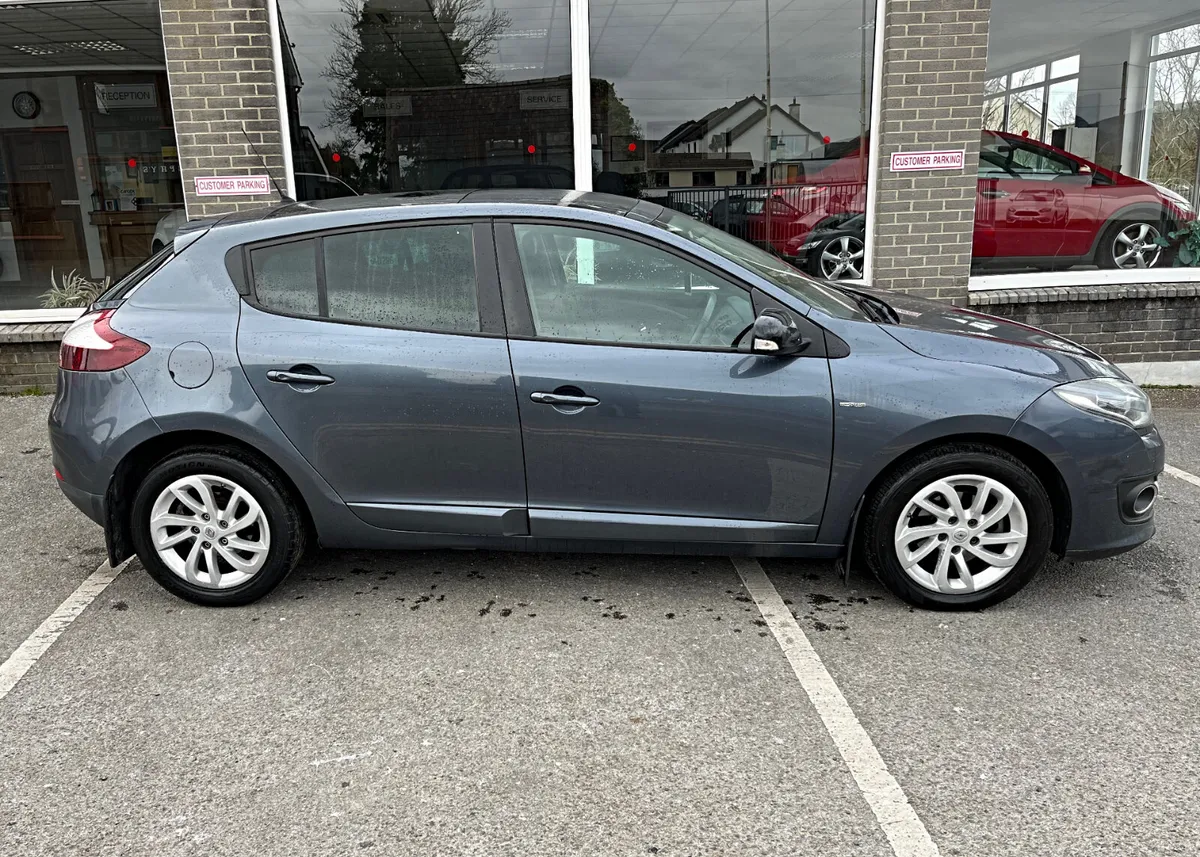 Renault Megane III LIMITED EDITION 1.5 DCI 95 - Image 2