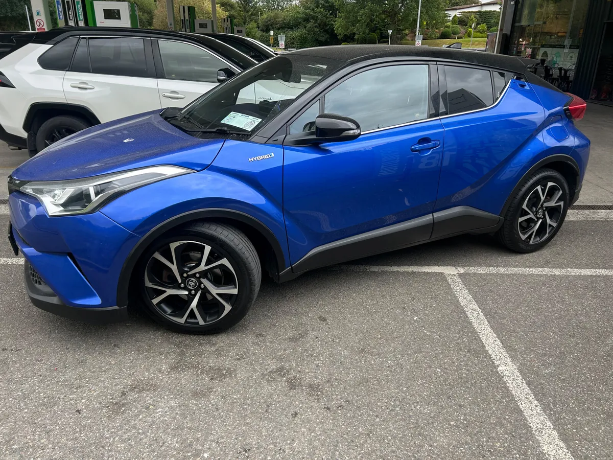 Toyota C-HR 2017 Hybrid Auto 1.8 Taxed - Image 3