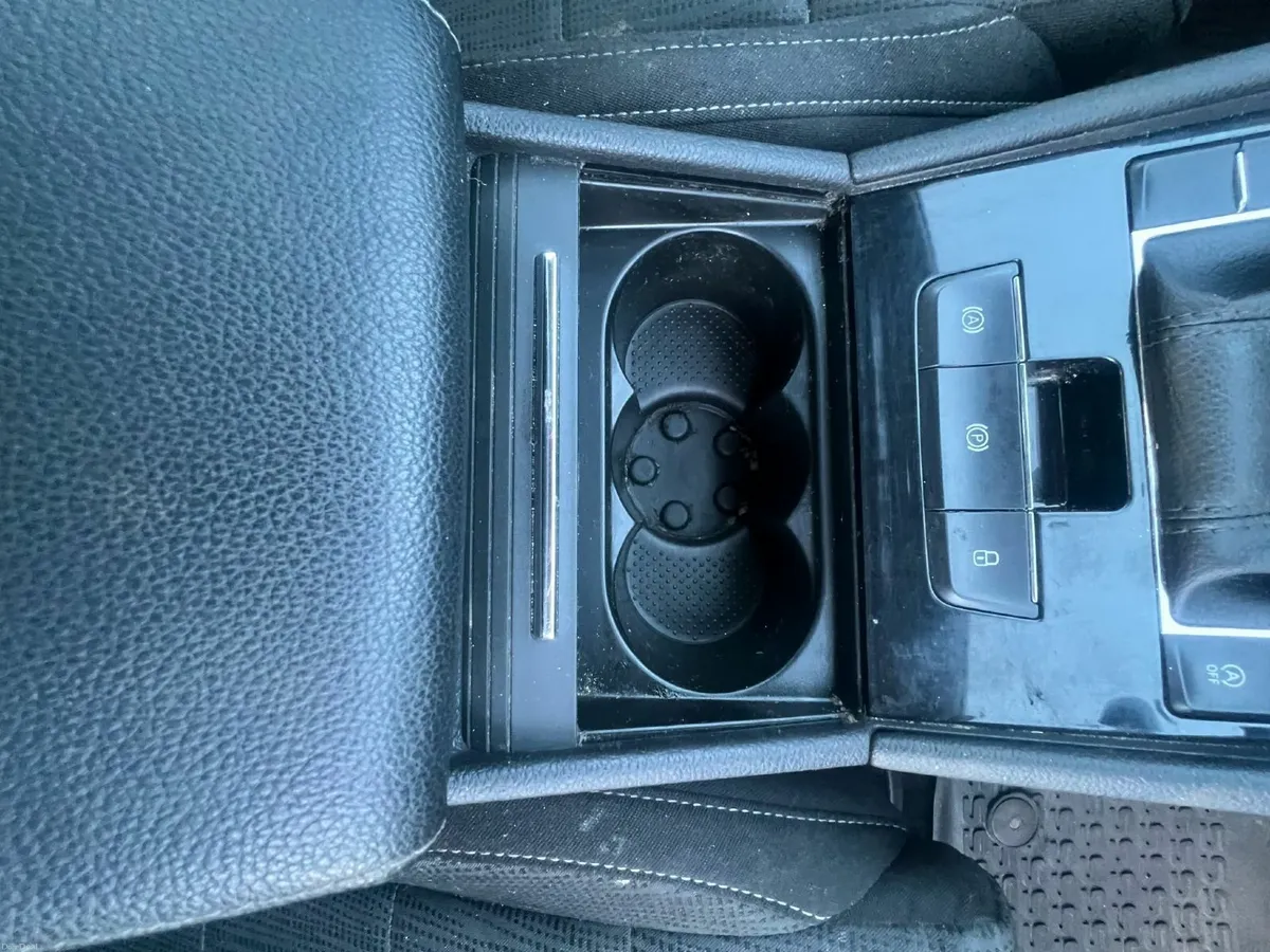 Skoda Superb 2018 - Image 4