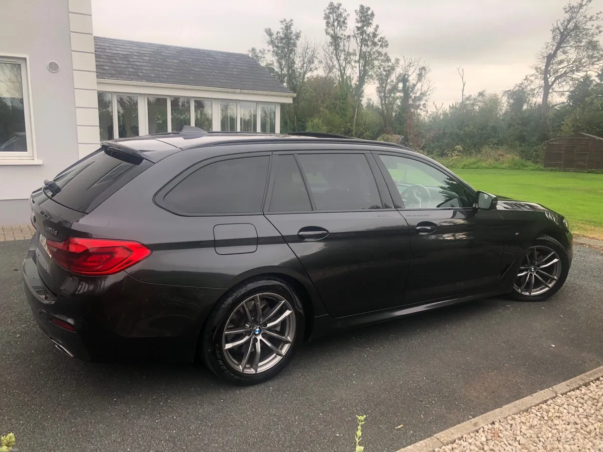 BMW 520D MH Touring Panoramic Sunroof - Image 4