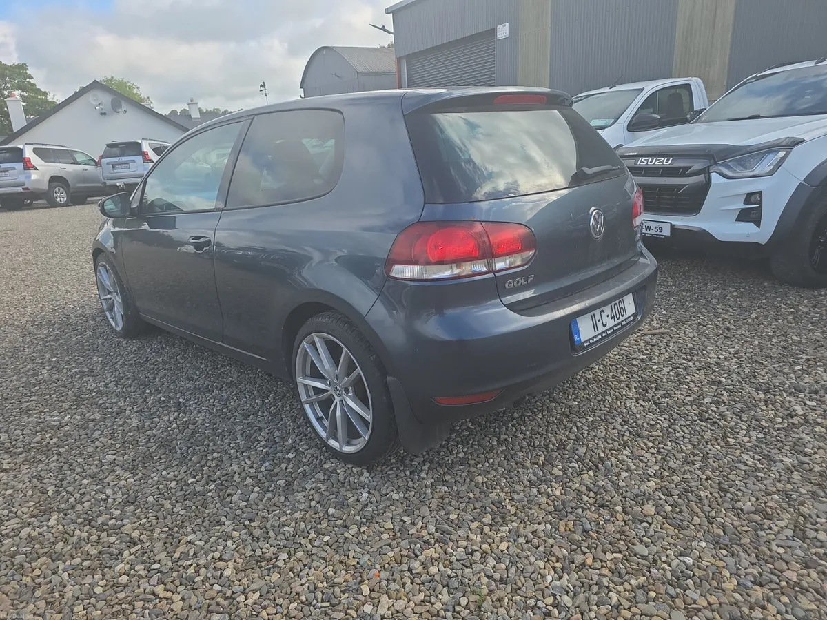 Volkswagen Golf 1.6 TDi Highline - Image 6