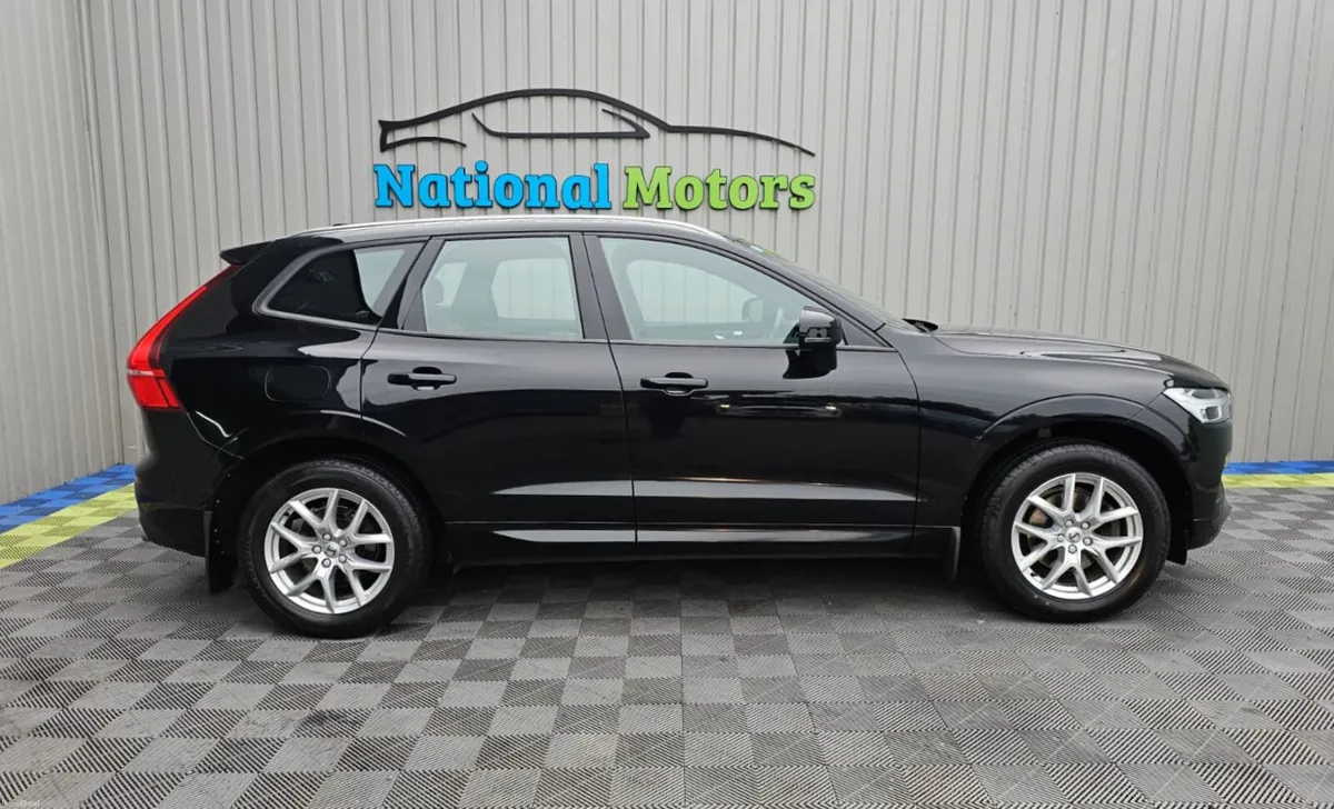 2018 Volvo XC60 2.0 D4 AWD Momentum  Automatic - Image 2
