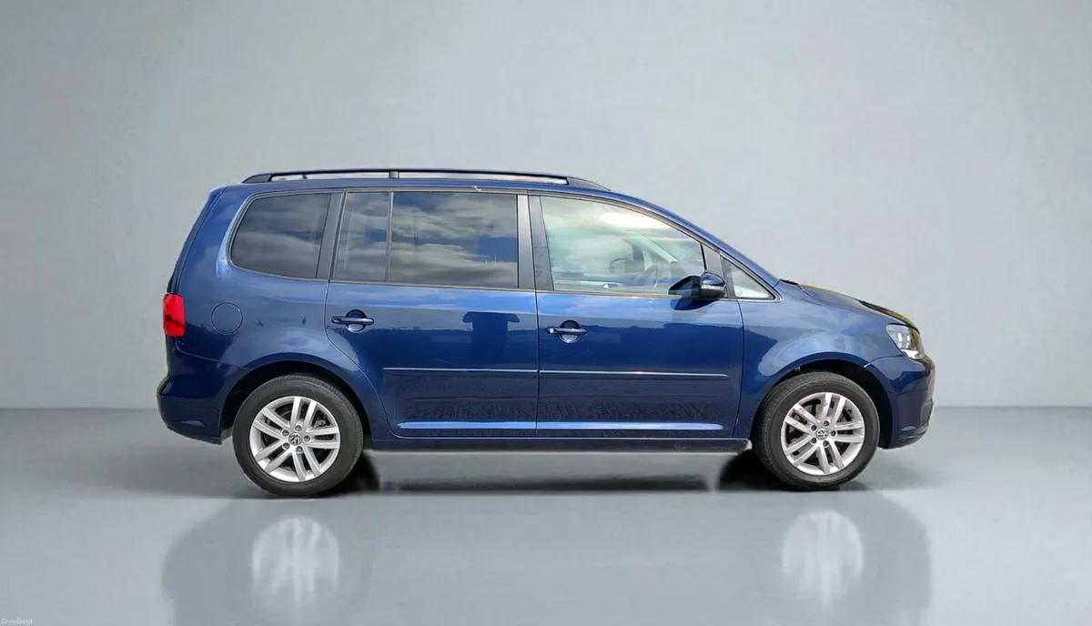 Vw Touran 2014  7 SeatS Ncted. WARRANTY - Image 4