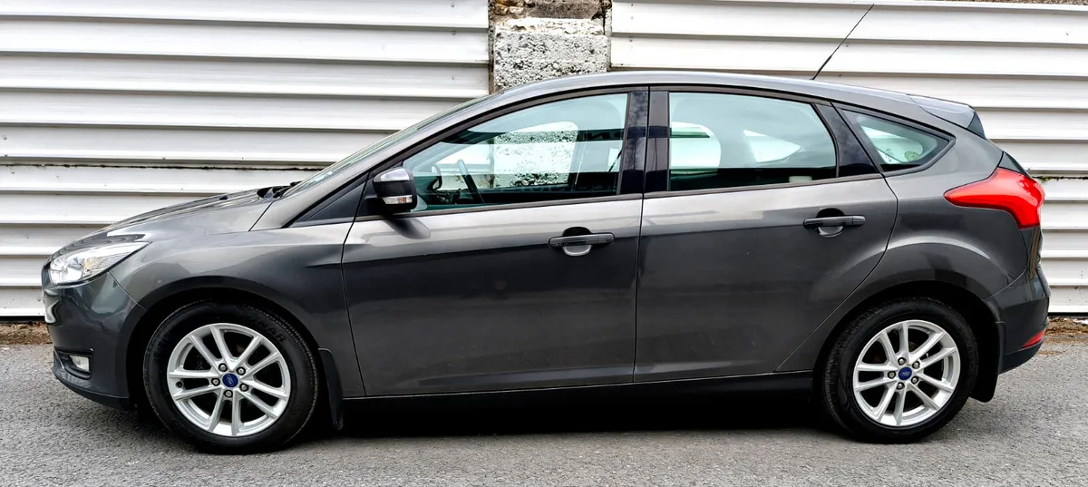Ford Focus 2016 STYLE , FINANCE, WARRANTY - Image 3