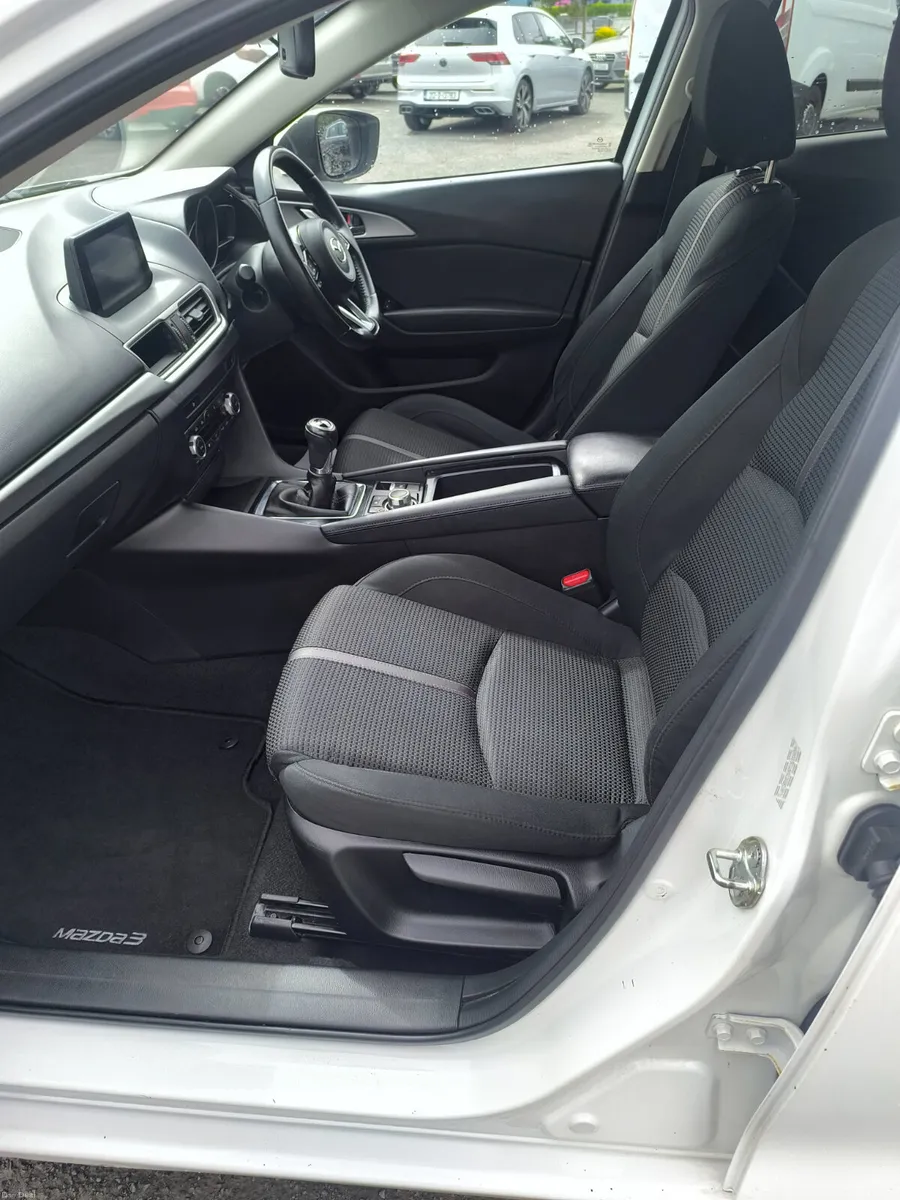 181 Mazda 3 .1.5 petrol. JUST NCT D 01/28 - Image 4