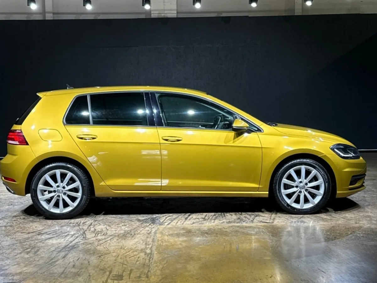 Volkswagen Golf 1.2 AUTO - ALLOY WHEELS - REVERSE - Image 2