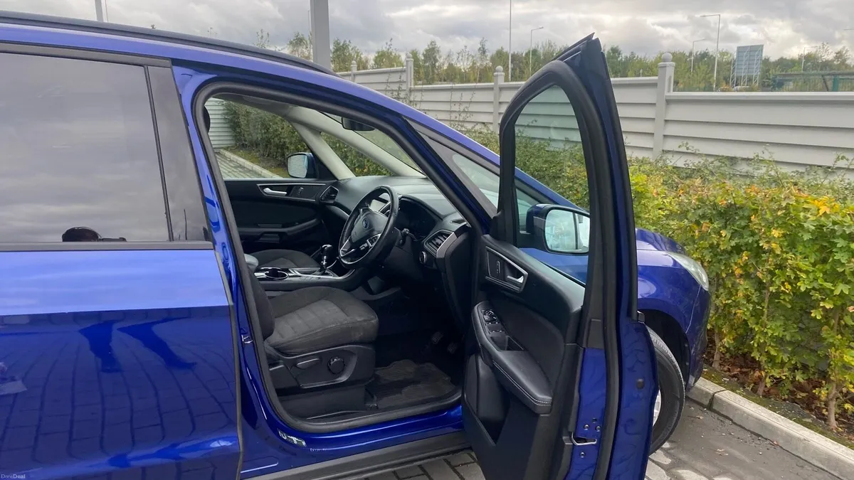 Ford Galaxy Zetec 2016, NCT Jan ‘27, 1 Owner - Image 2