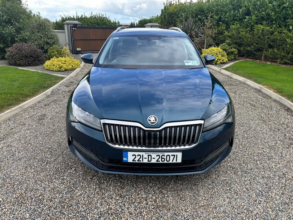 2022 SKODA SUPERB AMBITION 2LT 150BHP DSG - Image 4