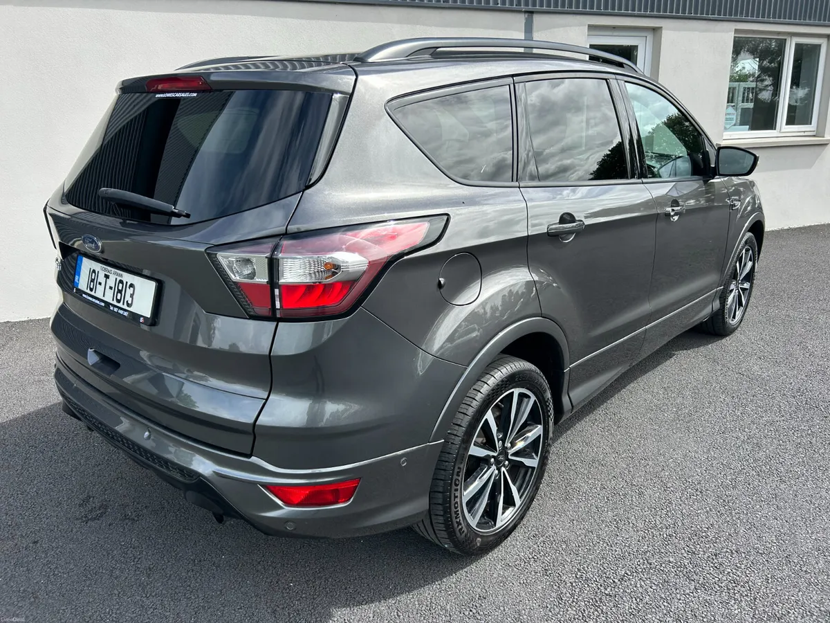181 Ford Kuga ST-Line 1.5 TDCI 120PS - Pan Roof - Image 4