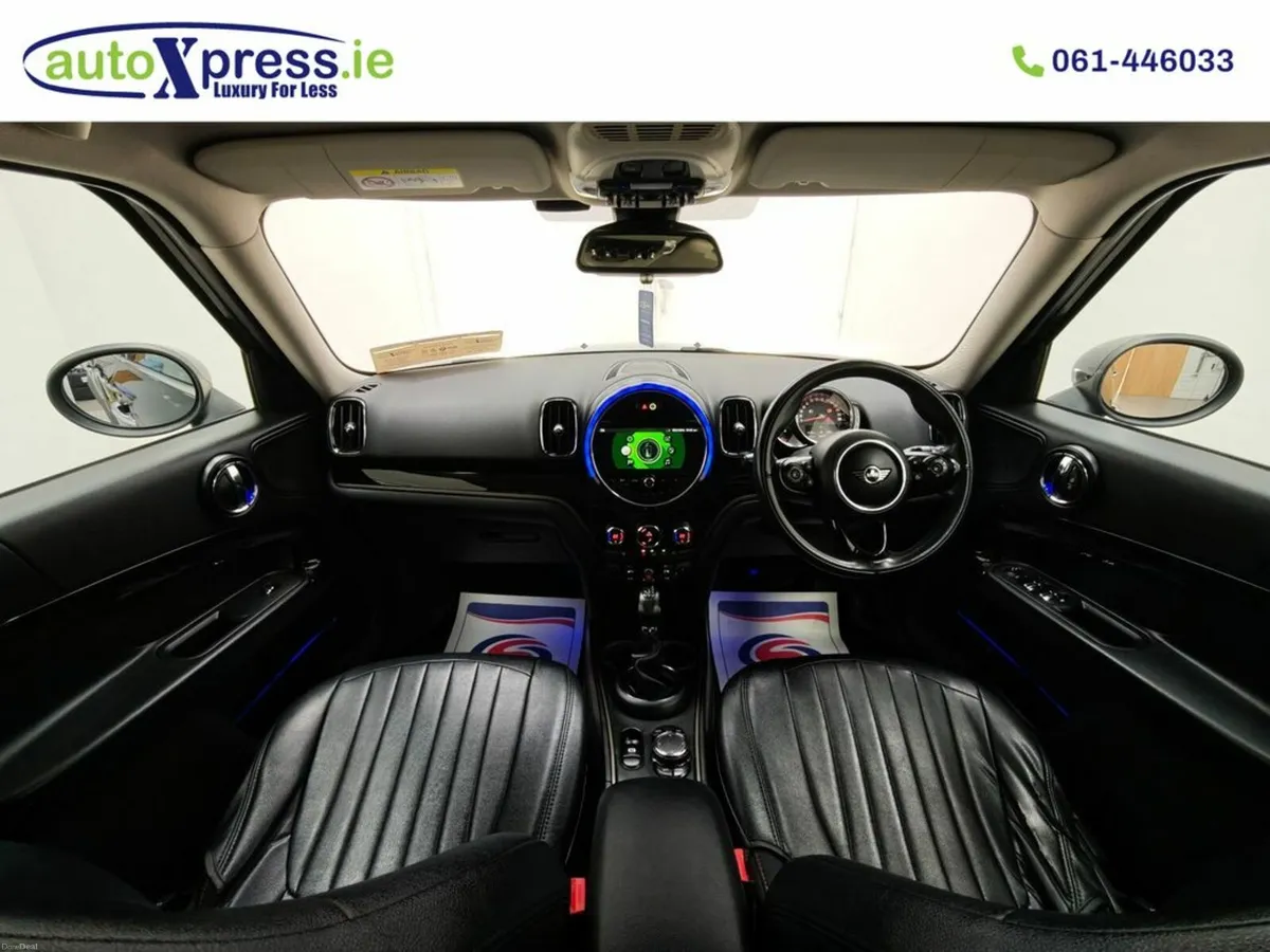 Mini Cooper CROSSOVER 2.0 Automatic, Reversing cam - Image 4