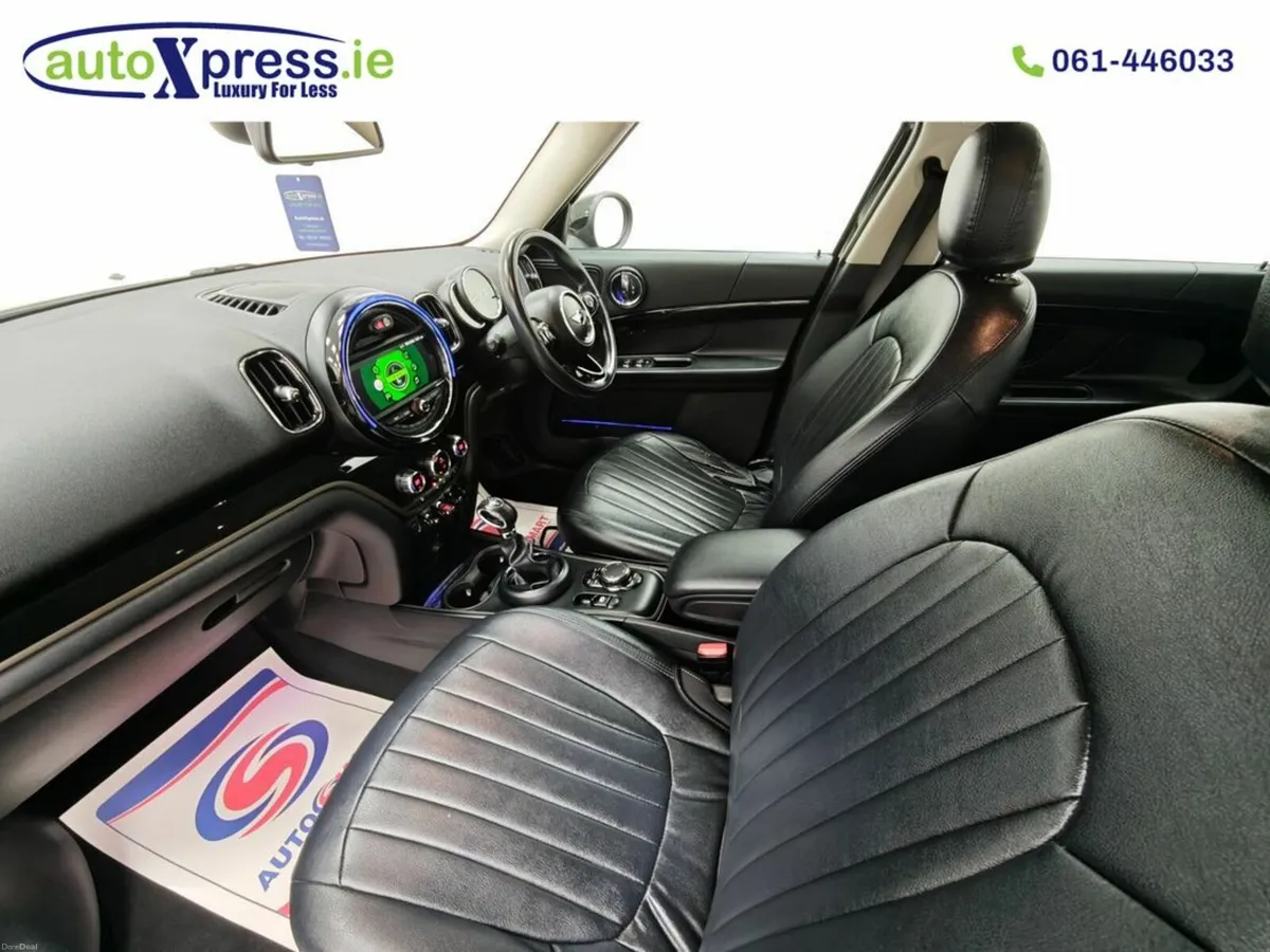 Mini Cooper CROSSOVER 2.0 Automatic, Reversing cam - Image 2