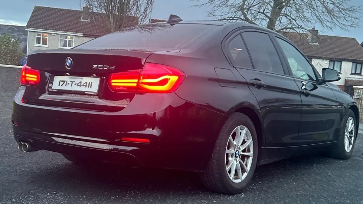 2017 BMW 320d - Image 3