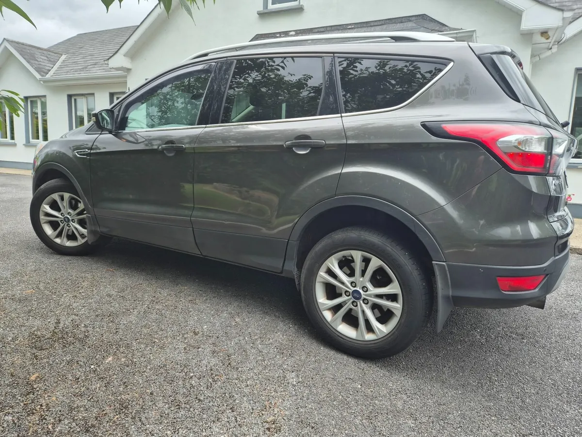 Ford Kuga 2017 - Image 3